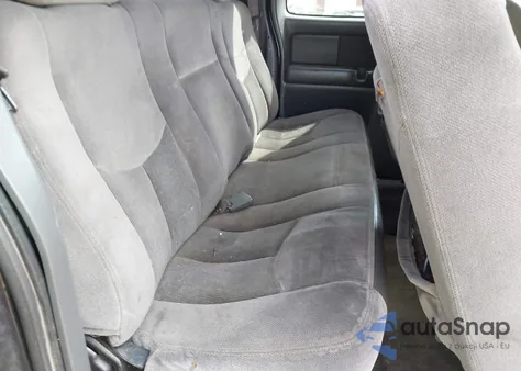 2004 GMC Sierra 2500Hd Sle from USA, damaged, VIN 1GTHC29U44E358741